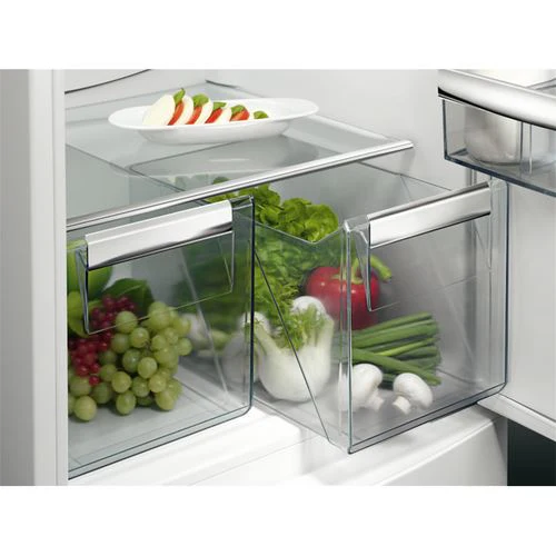 Frigorífico Combinado Encastrável AEG SCE81816TS | 177,2x54x54,9 cm | 193 L | G | Branco - Image 4