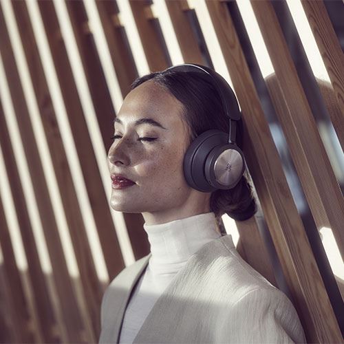 Auscultadores Noise Cancelling Bluetooth Bang & Olufsen Beoplay Portal - Black Anthracite - Image 7