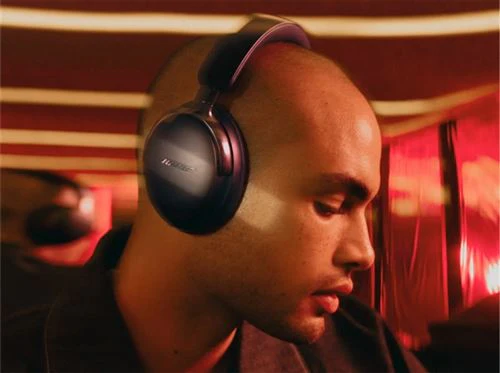 Auscultadores Noise Cancelling Bluetooth Bose QuietComfort Ultra Gen2 - Preto - Image 8