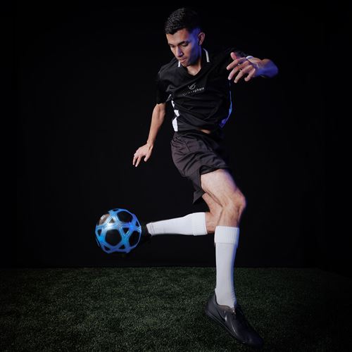 Bola Counter  - Soccer Kick Up Counter - Strikesphere | Famosa - Image 11