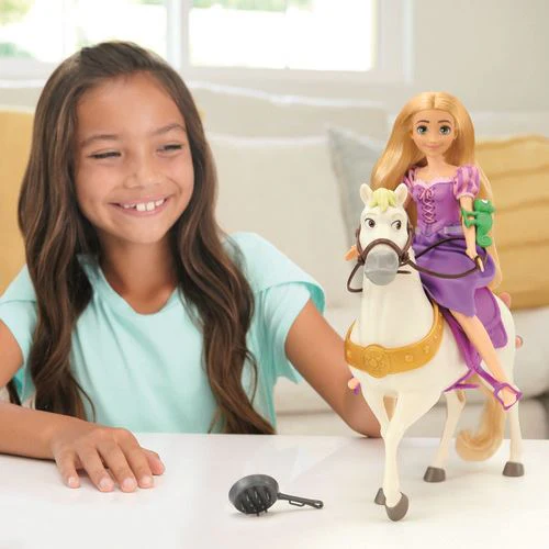 Boneca Princesas Disney: Rapunzel e Maximus - Mattel - Image 3