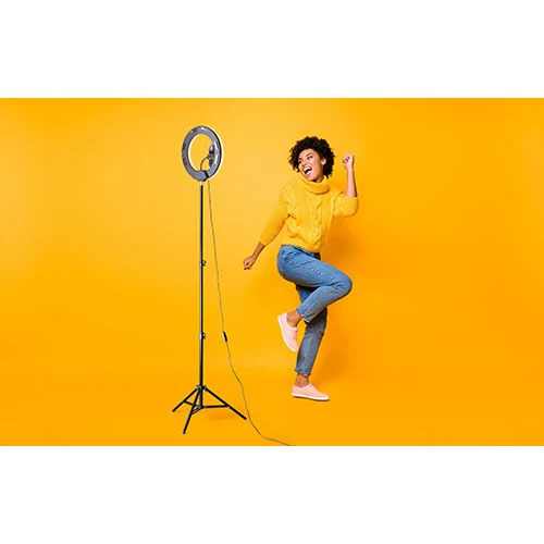 Tripé + Ring Light Pro Cellularline para Smartphone - Image 8