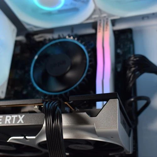 Computador Desktop Gaming | Intel i5-12400F | 16GB RAM | 1TB SSD M.2 NVMe | Gráfica Nvidia RTX5060 8GB RAM | WIN 11 - Image 6