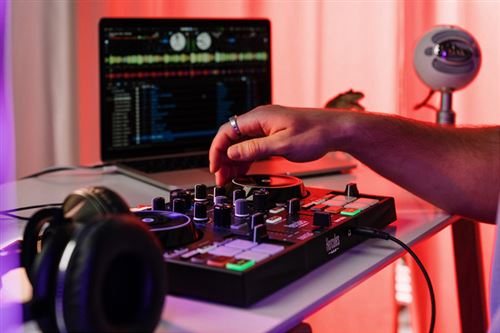 Controlador Hercules DJ Inpluse 200 MK3 - Preto - Image 6