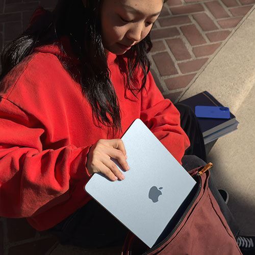 MacBook Air 13'' | 2025 | M4 10-core | 24GB | 1TB SSD | GPU 10-core - Prateado - Image 9