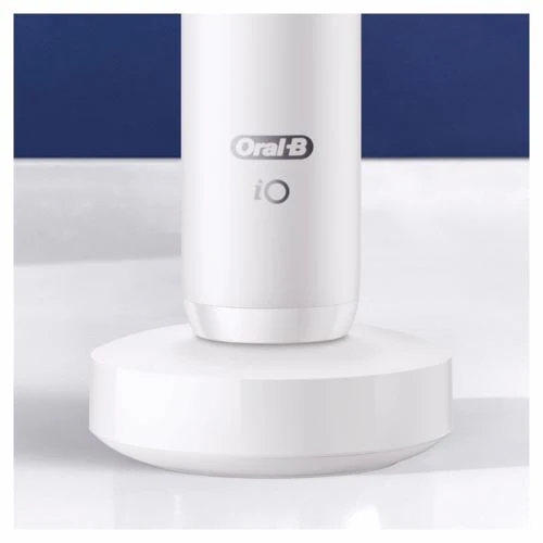 Escova de Dentes Elétrica Oral-B iO 7W + Estojo de Viagem - Branco - Image 7