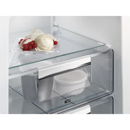 Frigorífico Combinado Encastrável AEG SCB418F3LS | 177,2x54,8x54,9 cm | 196 L | F | Branco - Image 2