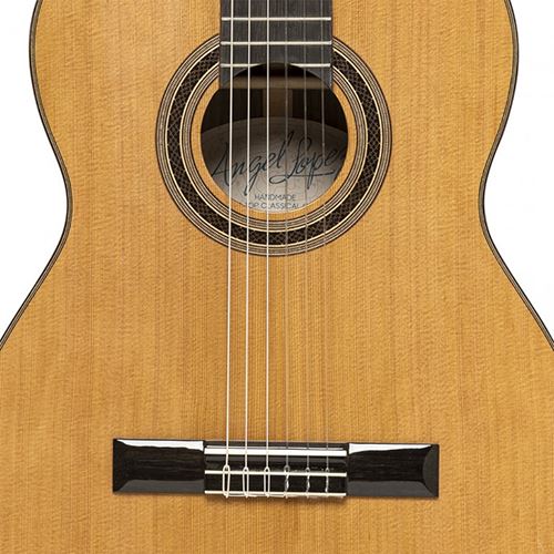 Guitarra Clássica Mazuelo CR - Cor Natural - Angel Lopez - Image 3
