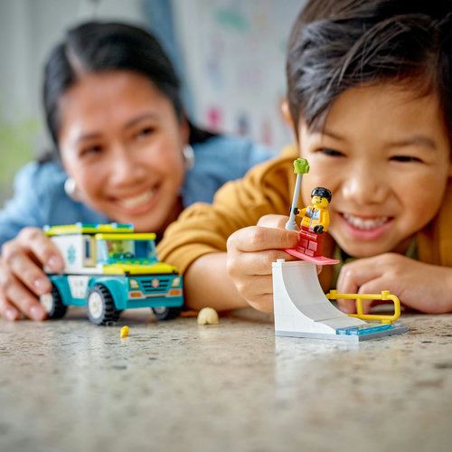 LEGO City 60403 - Ambulância de Emergência e Snowboarder - Image 7