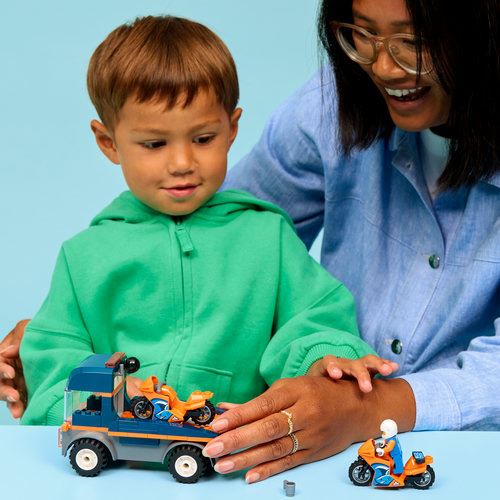 LEGO® City 60491 - Camião de Transporte de Motas - Image 2