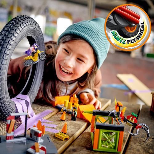 LEGO City Stuntz 60293 Parque de Acrobacias - Image 2