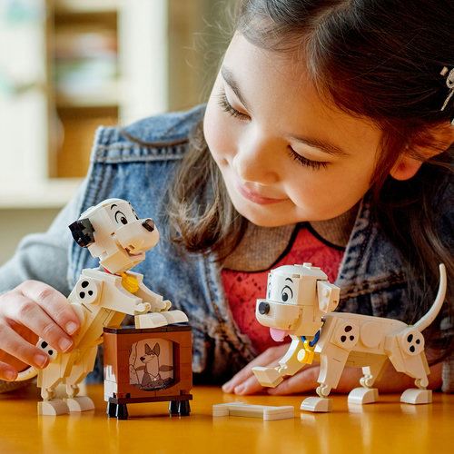 LEGO® Disney™ Classic 43271 - Lucky & Penny: Cachorrinhos dos 101 Dálmatas - Image 7