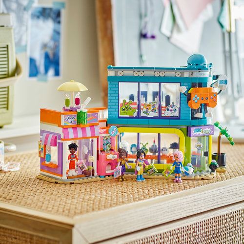 LEGO® Friends 42674 - Loja de Bandas Desenhadas e Jogos - Image 6