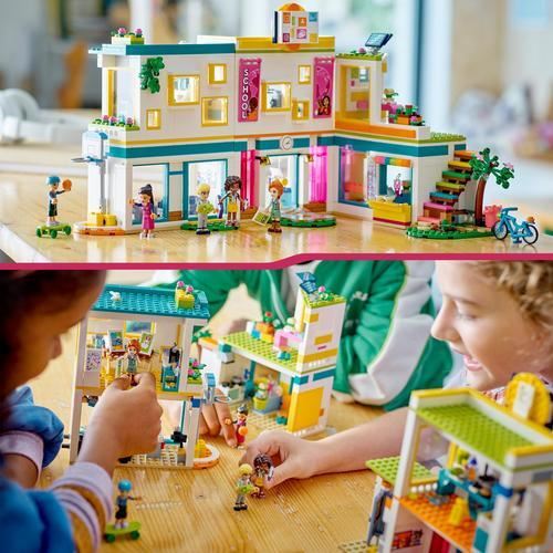 LEGO Friends Escola Internacional de Heartlake 41731 - Image 2