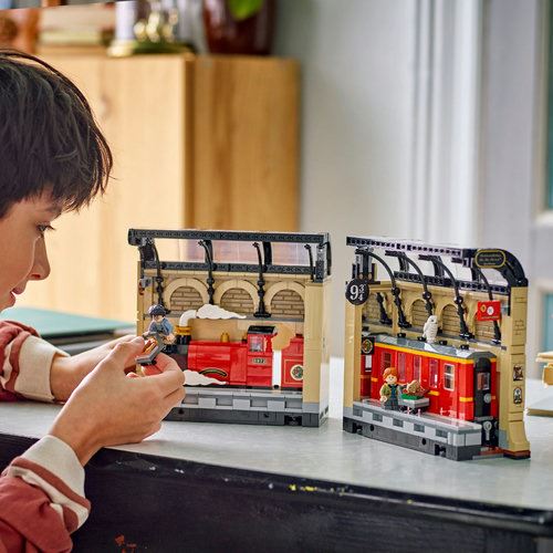 LEGO® Harry Potter™ 76450 - Book Nook: Expresso de Hogwarts™ - Image 7