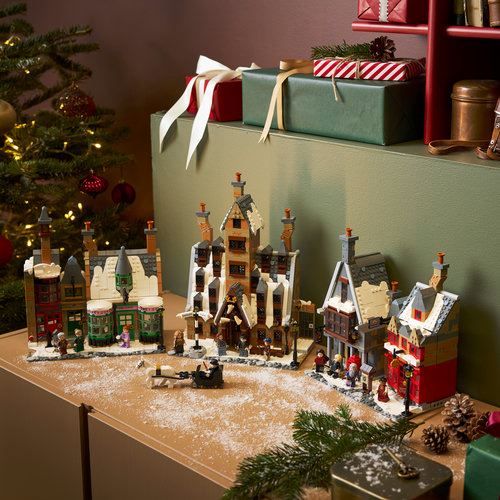LEGO® Harry Potter™ 76457 - Aldeia de Hogsmeade™ - Edição de Colecionador - Image 4