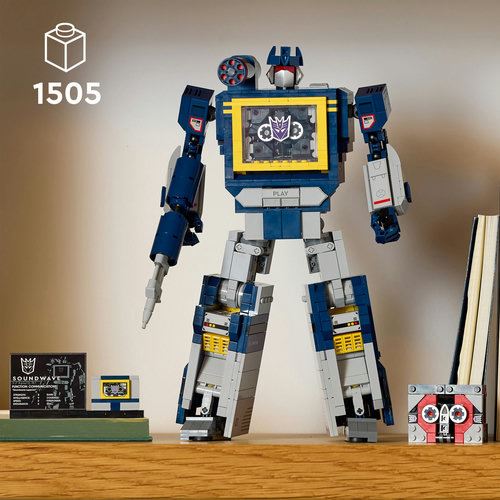 LEGO® Icons 10358 - Transformers: Soundwave - Image 3