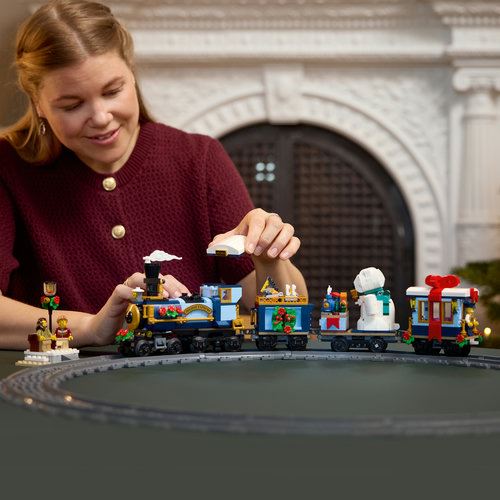 LEGO® Icons 10361 - Comboio Holiday Express - Image 2