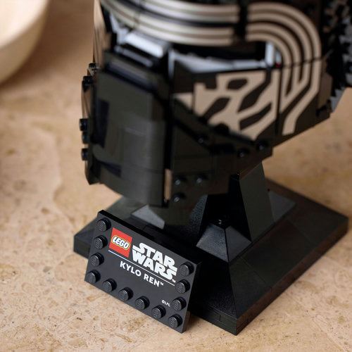 LEGO®  Star Wars™ 75415 - Capacete de Kylo Ren™ - Image 6