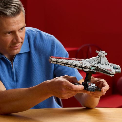 LEGO® Star Wars™ 75441 - Attack Cruiser™ de Classe Venator - Image 2
