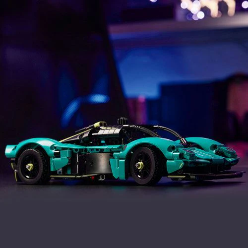 LEGO® Technic 42208 - Aston Martin Valkyrie - Image 6
