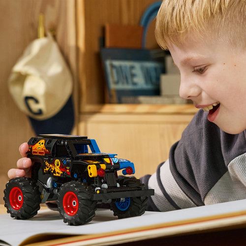 LEGO® Technic 42219 - Monster Jam™ Grave Digger™ Fogo e Gelo - Image 2