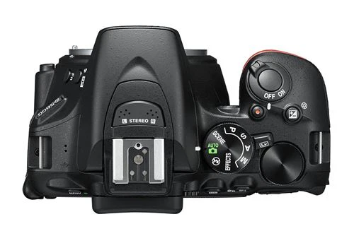 Máquina Fotográfica Reflex (DSLR) Nikon D5600 + 18-140 VR - Reflex 24 MP | APS-C | f3.5-5.6 - Image 4