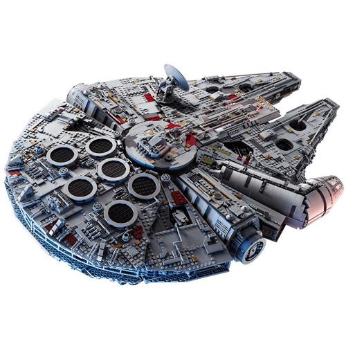 LEGO Star Wars 75192 Millennium Falcon - Image 4