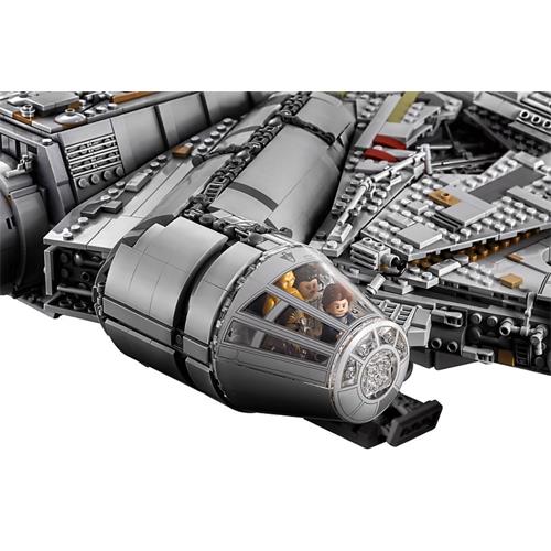LEGO Star Wars 75192 Millennium Falcon - Image 9