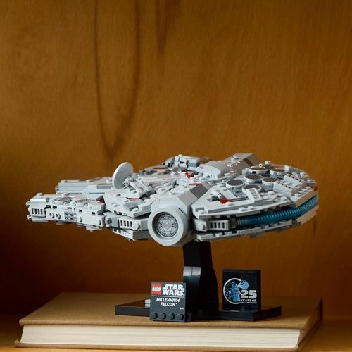 LEGO Star Wars™ 75375 - Millennium Falcon - Image 4