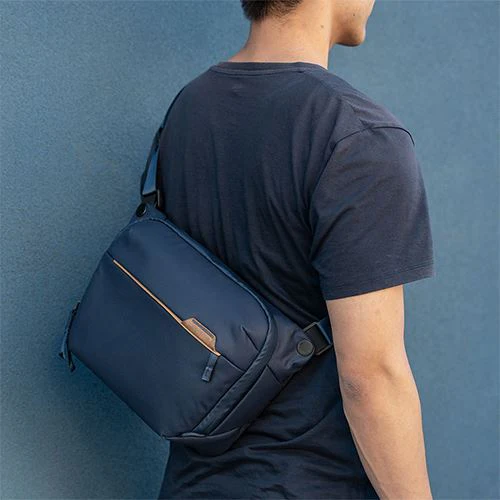 Bolsa Peak Design Everyday Sling 6L - Midnight - Image 4