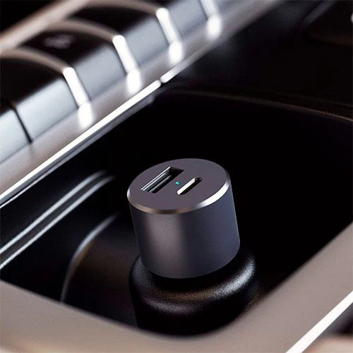 Adaptador de Carregador de Carro Satechi USB-C + USB-A | 72W | 12V / 24V - Cinzento espacial - Image 4